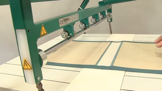 Машины для кругления корешка переплетныхкрышек PräRund