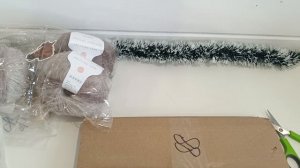 Распаковка подарка от тайного Санты.