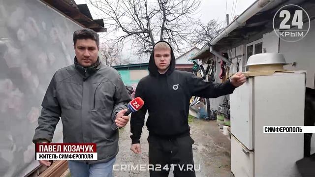 Многодетная семья из Симферополя живёт в части дома площадью 17 квадратных метров