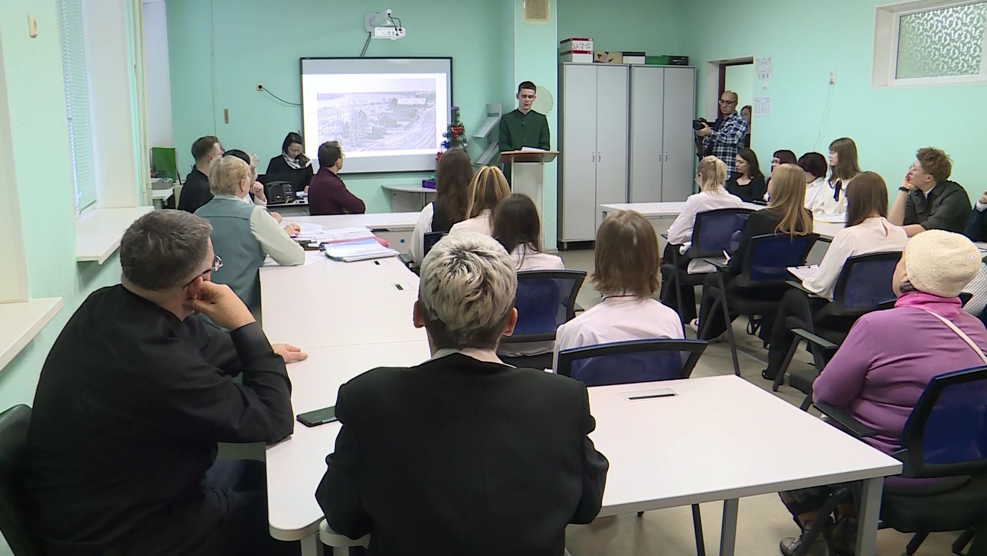 Школьники Нефтеюганска рассказали истории 30 жителей, благодаря которым развивался город