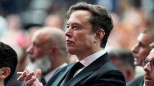 Илон Маск стал первым человеком в мире с состоянием больше 600 миллиардов долларов