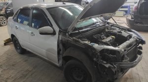 Восстанавливаю новую Лада Гранта после ДТП.