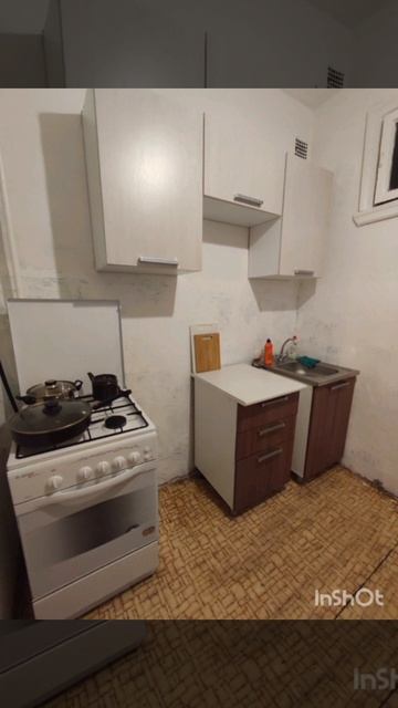 Сдается очень теплая и светлая 2-комн.квартира на 2 этаже кирпичного дома по адресу Ломоносова, 6 смотреть онлайн