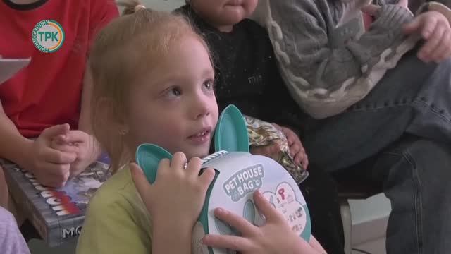 Что такое «Коробка храбрости» и как она оказалась в детской больнице Новомосковска? смотреть онлайн