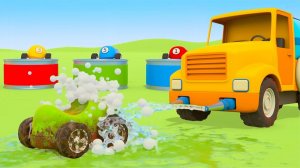 Машинка поцарапалась  Моем и красим машинку в новом сборнике мультфильмов Машинки-помощники