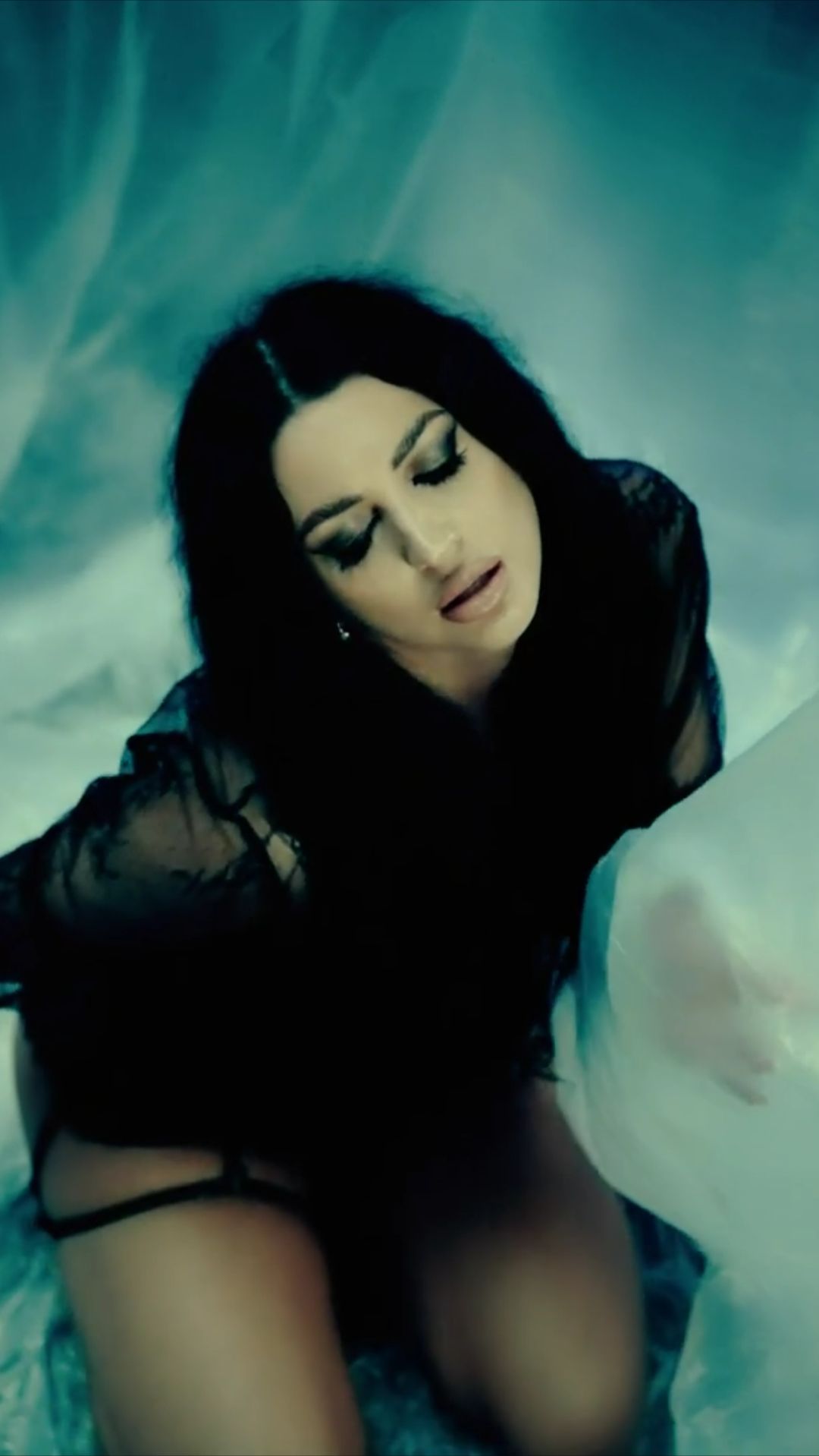 THE MONOBEAT - YOUR LOVE [MUZHUB] смотреть онлайн