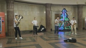 Музыканты в метро.15 декабря 2025