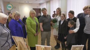 Необычная выставка: художник без рук рисует  удивительные картины