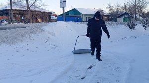 Уборка территории от снега.