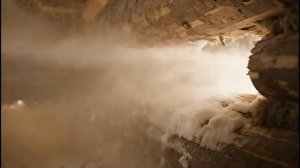 A NIGHT OF LIFE AND DEATH FOR AN ELDERLY COUPLE IN THE ARCTIC 71C .