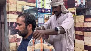 Массаж головы от пакистанского парикмахера