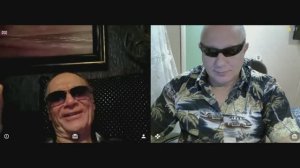 Процесс изменения позиций продолжается.