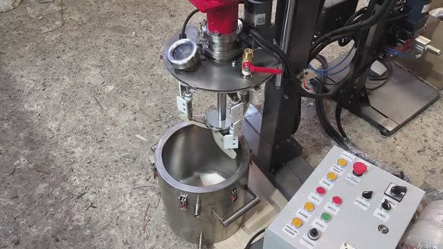 двухвальный вакуумный диссольвер до 20 литров 2,2 кВт