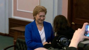 Верховный суд РФ признал право собственности спорной квартиры Долиной за Лурье.