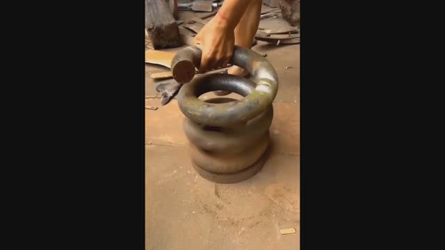 Ковка Мачете из пружины от поезда.