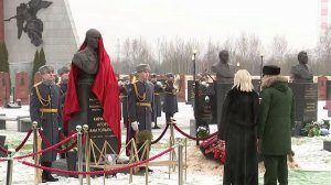 В "Пантеоне защитников Отечества" открыли памятник начальнику войск РХБЗ Игорю Кириллову.