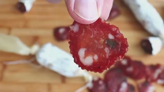 75 дней на приготовление САЛЯМИ С ЧЕРНЫМ ЧЕСНОКОМ в домашних условиях