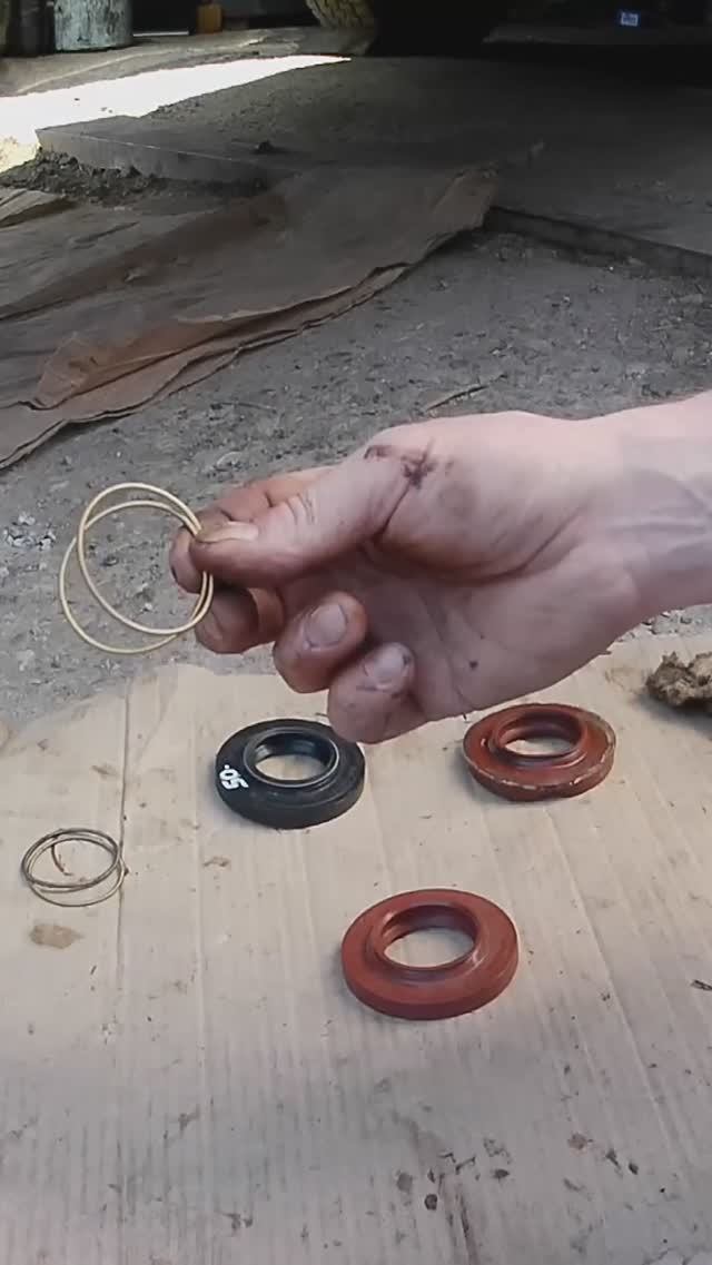 ‼️ Чтоб сальники УАЗ и других авто ходили вечно! Сделай так! ПОЛНОЕ видео смотрите ЗДЕСЬ ⬇️