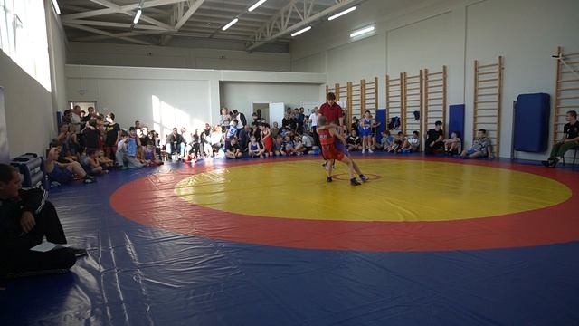 ГРБ. 2014-2015 г.р. Вес 38 кг. Крохалев Тимофей (Новопокровская)-Пацация Александр (Новопокровская) смотреть онлайн