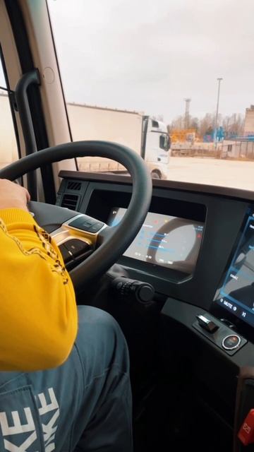 130 тягачей КАМАЗ-54901 на СПГ расширят автопарк компании NATCAR смотреть онлайн