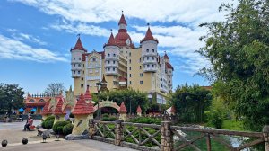 Сириус - прогулка в апреле 2025.