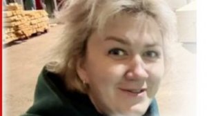 Опять вылезла со своим поганым языком