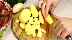 Теперь постоянно так готовлю МЯСО  с КАРТОШКОЙ. Просто, вкусно и всем доступно - рекомендую!!!