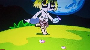 клип халява на 10 под. поёт тиша ( перезалив)