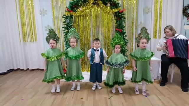 "Ёлочки-подружки", автор песни Т.А.Эльпорт смотреть онлайн