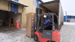 Подарки из Кузбасса доставят на дом юным горловчанам