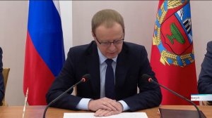 Виктор Томенко подписал соглашение с краевым профсоюзом и регобъединением работодателей