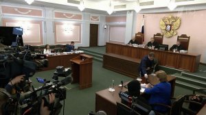 Право собственности остается за П.Лурье: решение Верховного суда по делу о продаже квартиры Долиной.