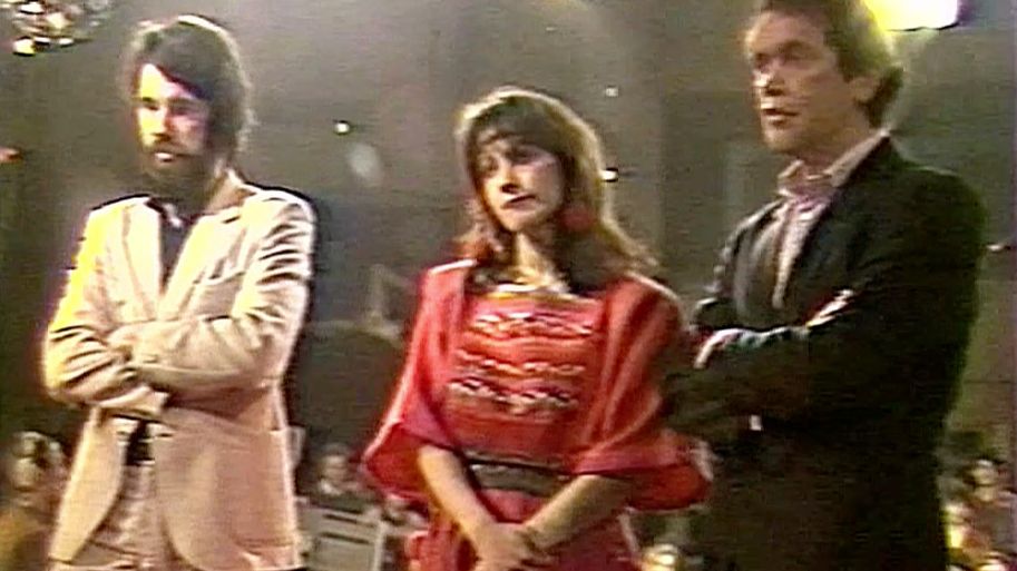 "Как сделать так, чтобы аудитория у ФОРУМА и группы ЯБЛОКО была одна и та же?" смотреть онлайн