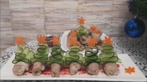 Мясные рулетики с грибной начинкой. Клюквенный соус. Новогоднее мясное блюдо