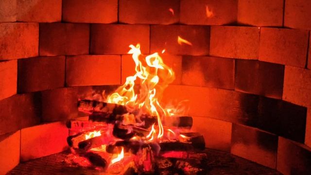 видео  4К,  480 FPS. Огонь в камине