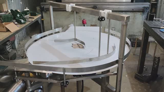 Стол приводной 1000 мм