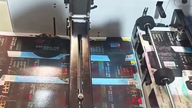 Автоматический ламинатор SF-340A в работе