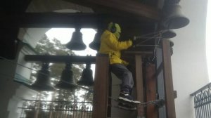 Колокольный звон в Иоанно-Воинской церкви Берёзовского