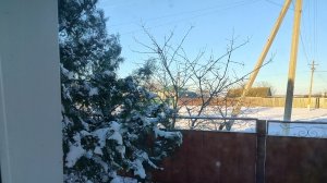 Ремонт продолжается. Снег не расстаял. Жизнь станичная на пенсии.