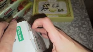 Прогулка по fix-price. Раскрашиваю по полочкам в раскраске «С новым счастьем».