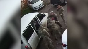 Подполье: в Кривом Роге ополчились против автобуса ТЦК и скинули его в карьер