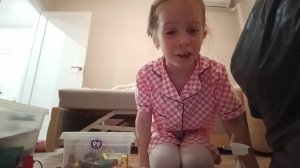 Я Алёна мне скучно давай проделаем гравюры