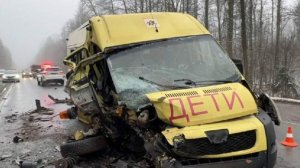 Микроавтобус с детьми попал в ДТП под Брянском