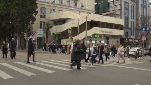 В Сочи на улице Горького меняют схему дорожного движения