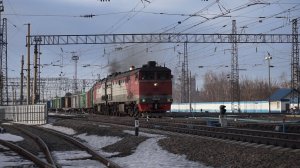 Тепловоз 2ТЭ10М-2736. Отправление.