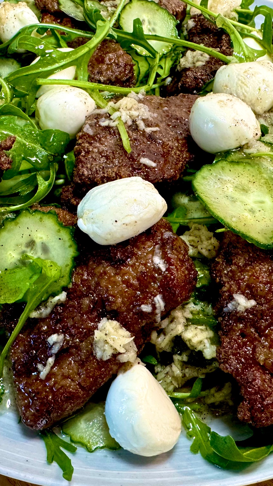 Праздничный салат с говяжьей печенью!