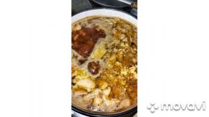 Сварил вкусный ароматный густой борщ с тушеной свининой на обед