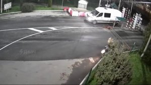 🇺🇦❤️🇷🇴Украинцы очень любят Украину, и жизнь в ней. Очень! Так сильно любят, что идут на…🔽🔽🔽