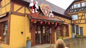 Настя и папа придумывают развлечения чтобы не скучать [get.gt]