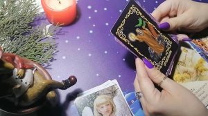 Расклад на таро, как вы встретите новый год ☃️